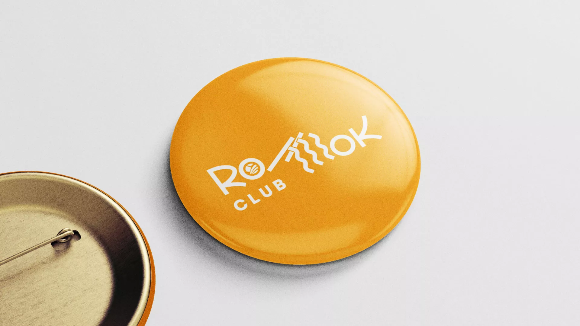 Создание логотипа в Томари для суши-бара «Roll Wok Club»